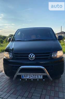 Вантажний фургон Volkswagen Transporter 2013 в Запоріжжі