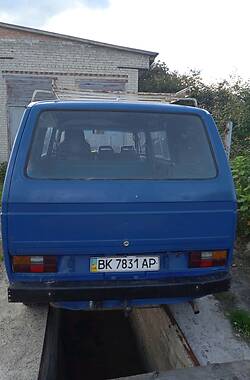 Универсал Volkswagen Transporter 1984 в Маневичах