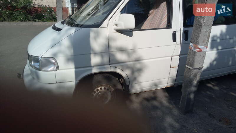 Минивэн Volkswagen Transporter 2001 в Киеве