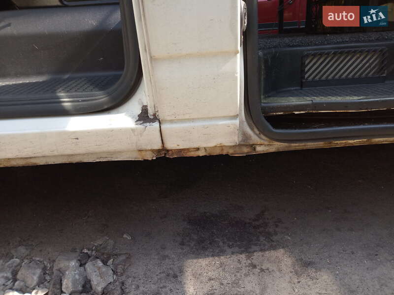 Минивэн Volkswagen Transporter 2001 в Киеве