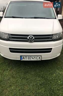 Мінівен Volkswagen Transporter 2015 в Івано-Франківську