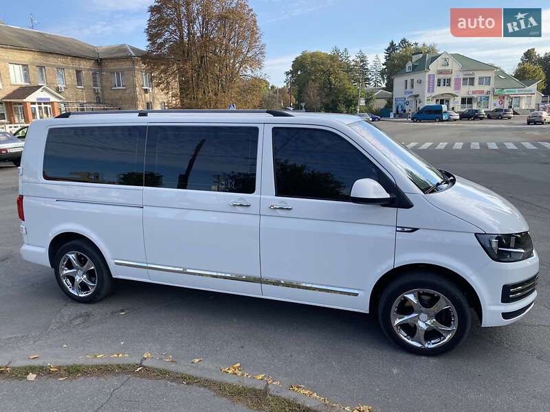 Универсал Volkswagen Transporter 2016 в Киеве