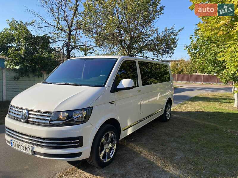 Универсал Volkswagen Transporter 2016 в Киеве