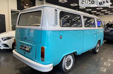 Минивэн Volkswagen Transporter 1977 в 