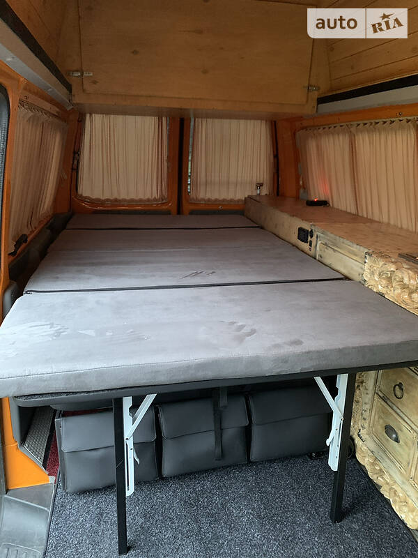 Мінівен Volkswagen Transporter 2006 в Києві