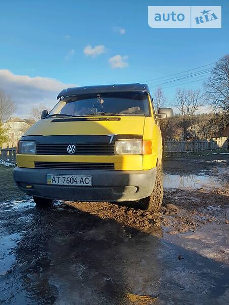 Мінівен Volkswagen Transporter 1998 в Калуші