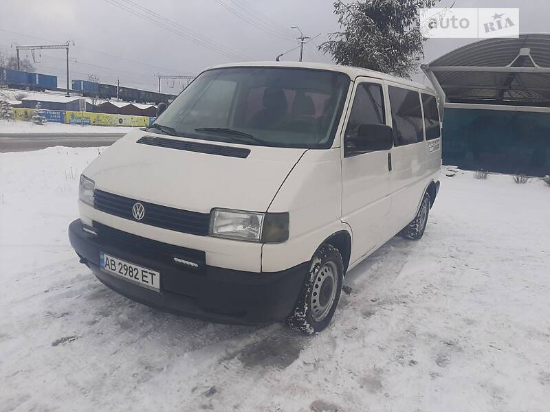 Универсал Volkswagen Transporter 1997 в Казатине