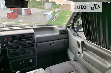 Минивэн Volkswagen Transporter 2003 в 