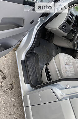 Универсал Volkswagen Transporter 2005 в 