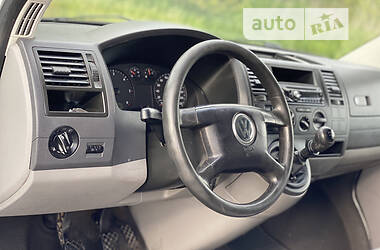 Универсал Volkswagen Transporter 2005 в 