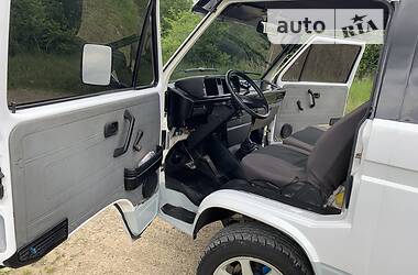 Минивэн Volkswagen Transporter 1990 в 