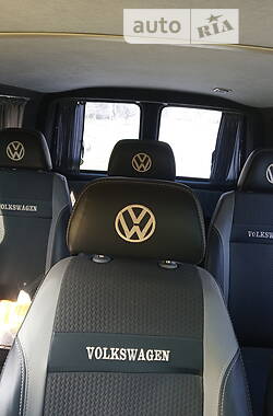 Универсал Volkswagen Transporter 2004 в Рахове