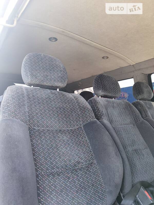 Универсал Volkswagen Transporter 2003 в Нововолынске