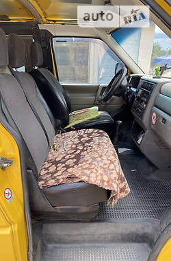 Минивэн Volkswagen Transporter 2002 в 