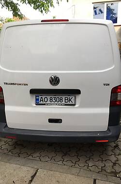 Грузовой фургон Volkswagen Transporter 2011 в Мукачево