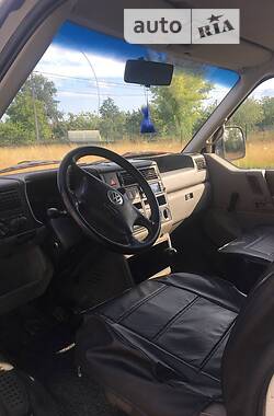 Минивэн Volkswagen Transporter 2001 в 