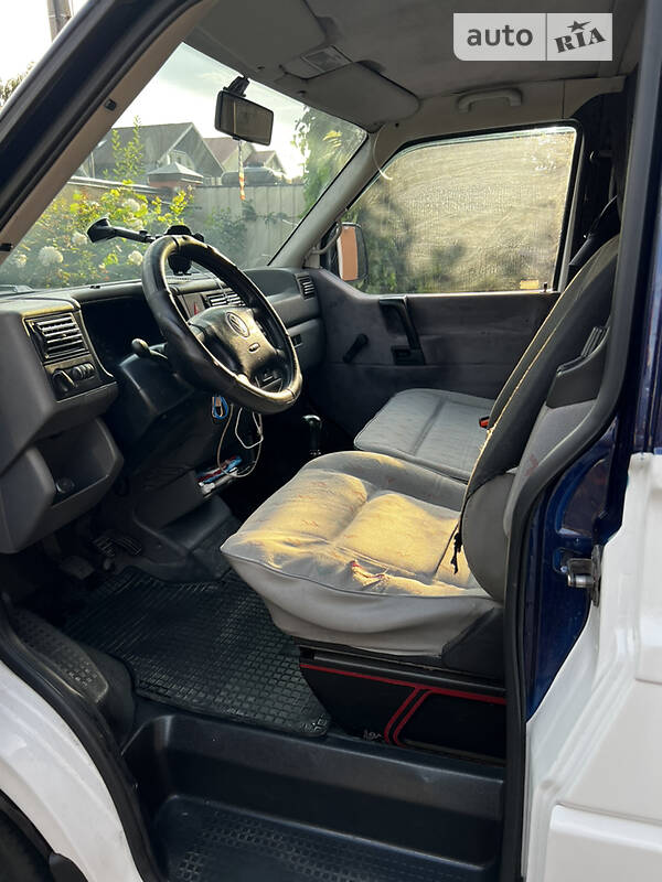 Минивэн Volkswagen Transporter 1999 в Киеве