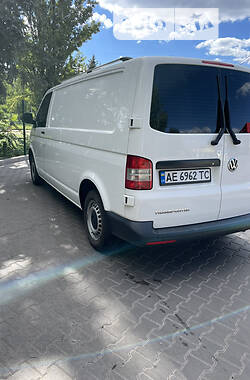 Грузовой фургон Volkswagen Transporter 2015 в Кривом Роге
