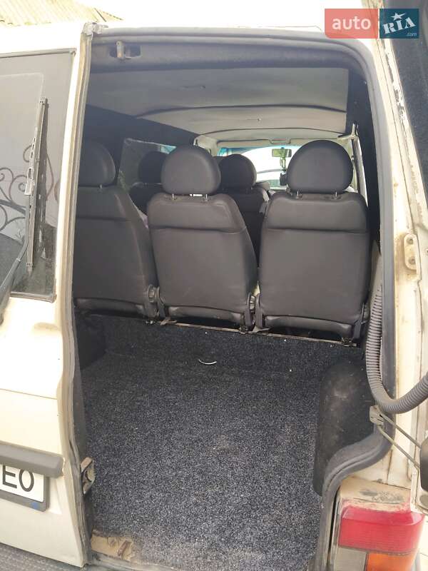 Мінівен Volkswagen Transporter 2003 в Тульчині