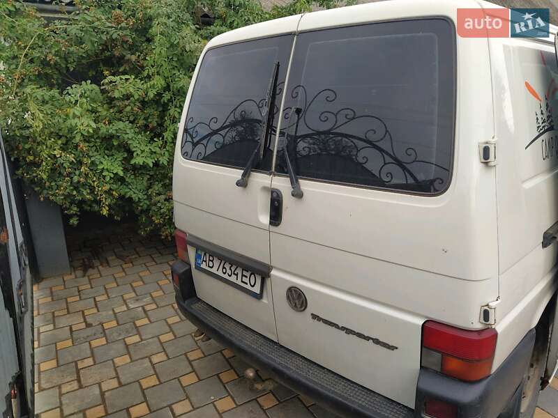 Мінівен Volkswagen Transporter 2003 в Тульчині