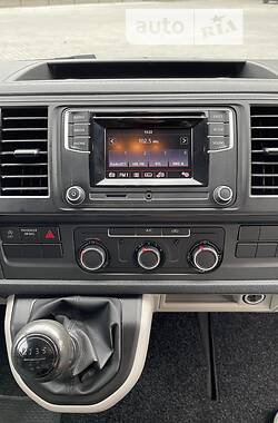 Грузовой фургон Volkswagen Transporter 2017 в 