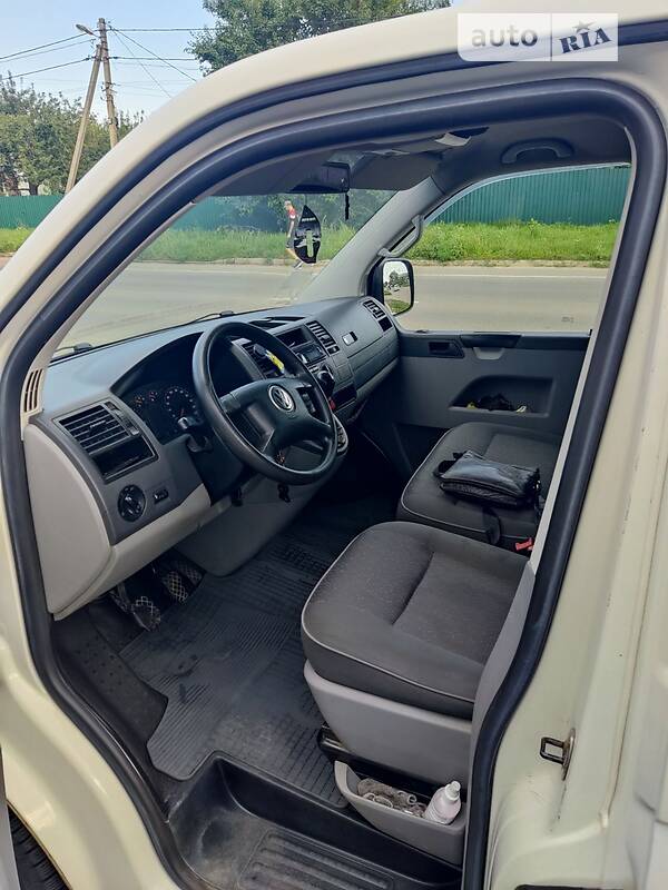 Минивэн Volkswagen Transporter 2004 в Полтаве