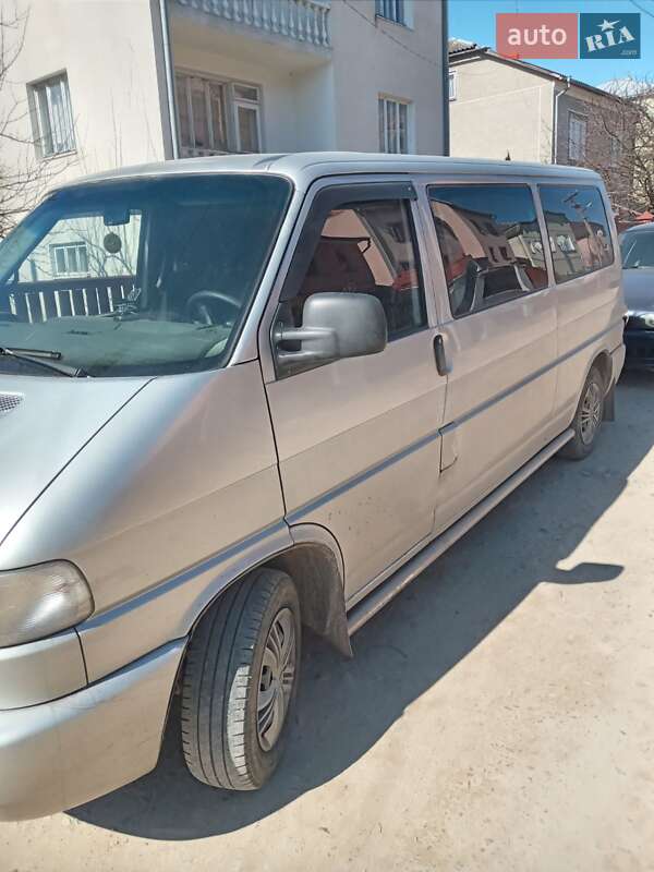 Минивэн Volkswagen Transporter 2000 в Львове