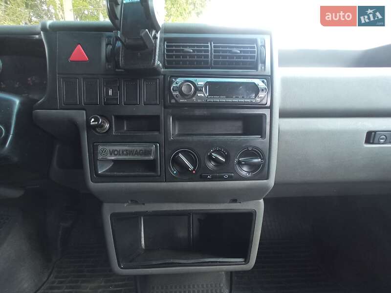 Минивэн Volkswagen Transporter 2003 в Киеве