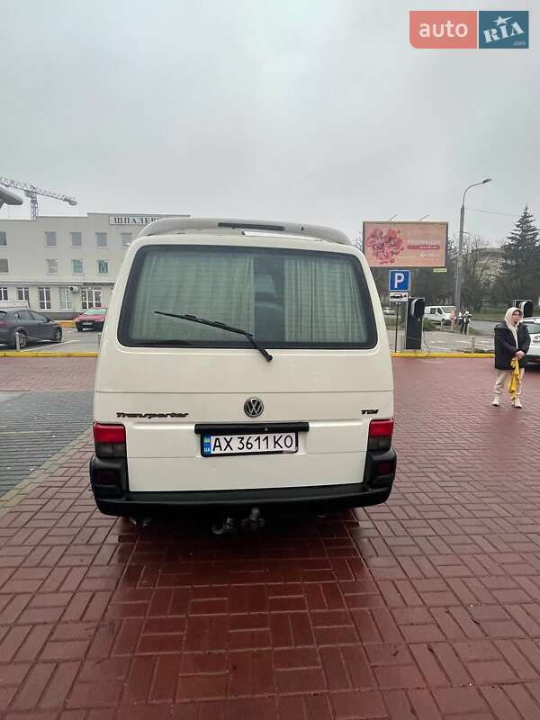 Минивэн Volkswagen Transporter 2003 в Ровно