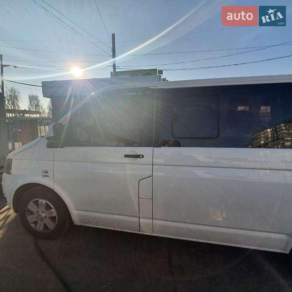 Мінівен Volkswagen Transporter 2011 в Дніпрі