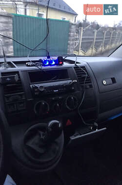 Минивэн Volkswagen Transporter 2004 в 