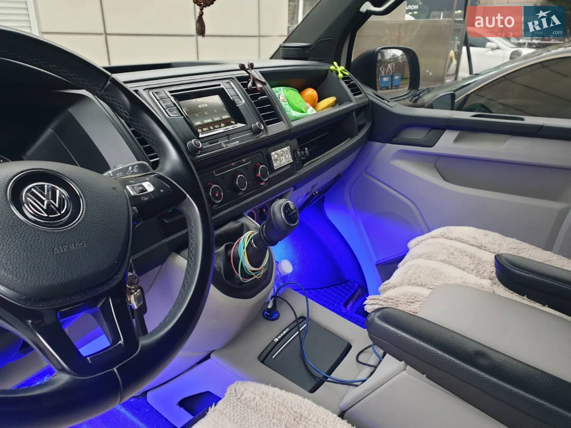 2015 Volkswagen Transporter - мініатюра 13