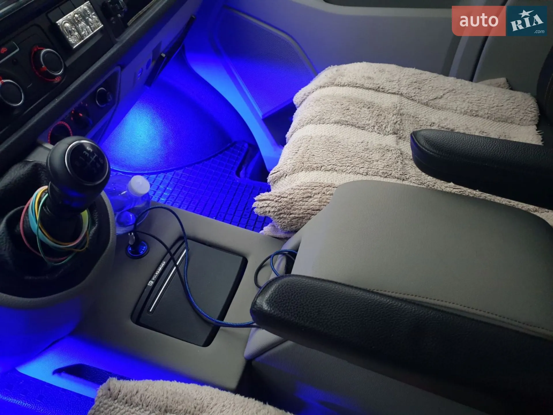 2015 Volkswagen Transporter - мініатюра 16