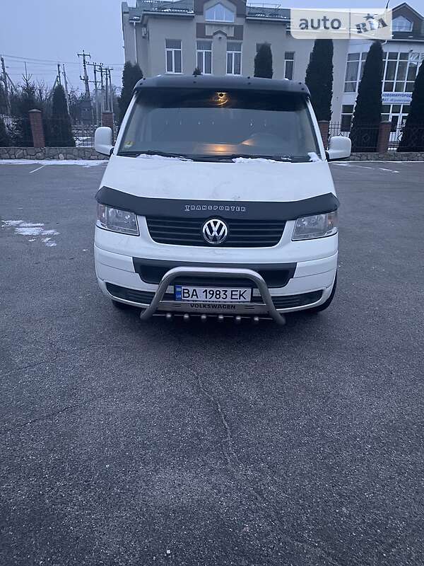 Минивэн Volkswagen Transporter 2005 в Новомиргороде