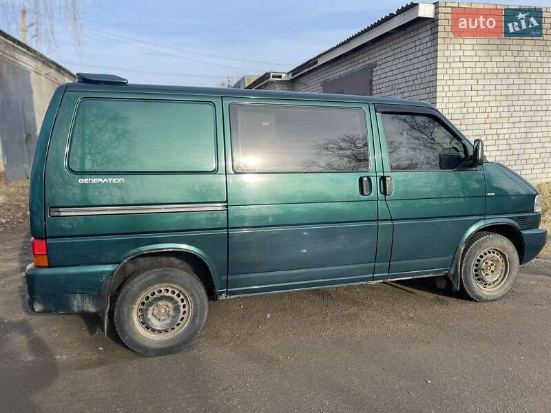 Мінівен Volkswagen Transporter 2000 в Харкові