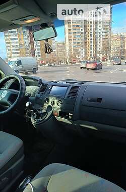 Минивэн Volkswagen Transporter 2004 в Киеве