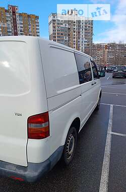 Минивэн Volkswagen Transporter 2004 в Киеве