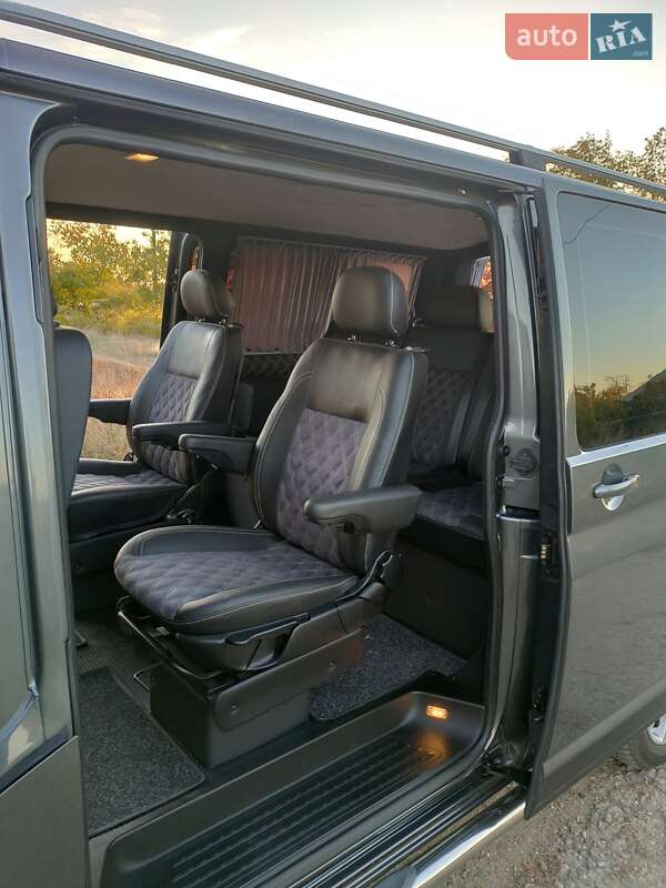 Минивэн Volkswagen Transporter 2016 в Одессе