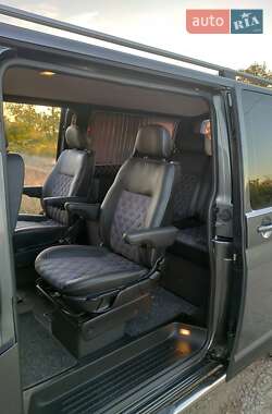 Минивэн Volkswagen Transporter 2016 в 