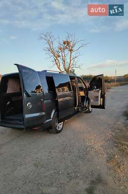 Минивэн Volkswagen Transporter 2016 в 