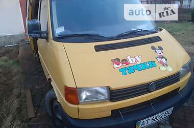 Минивэн Volkswagen Transporter 2000 в Калуше