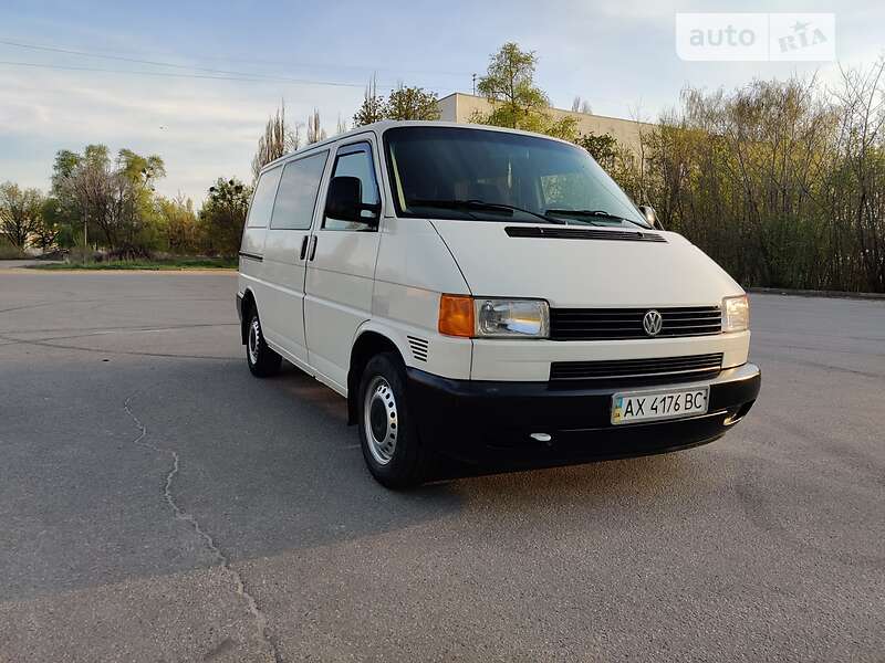 Мінівен Volkswagen Transporter 2001 в Харкові