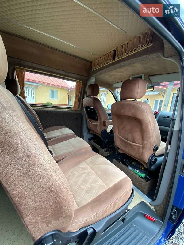 Минивэн Volkswagen Transporter 2004 в Черновцах