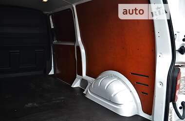 Минивэн Volkswagen Transporter 2019 в 