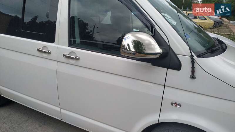 Мінівен Volkswagen Transporter 2009 в Новій Ушиці