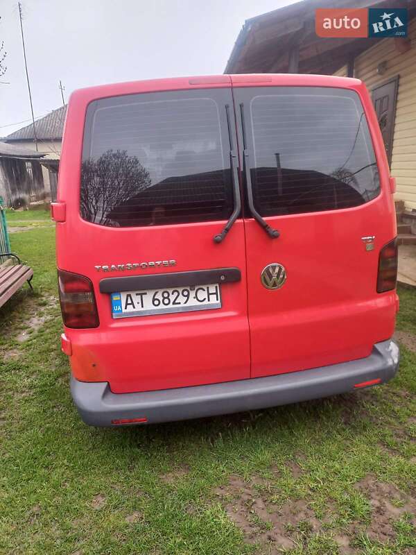 Минивэн Volkswagen Transporter 2007 в Калуше