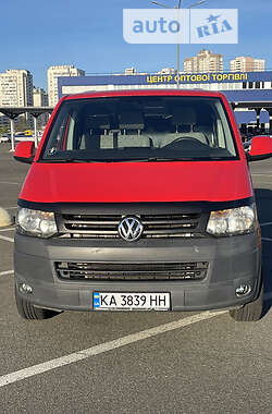 Вантажний фургон Volkswagen Transporter 2012 в Києві