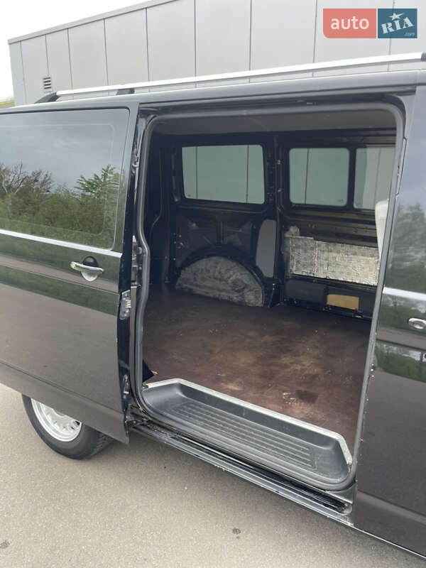 Минивэн Volkswagen Transporter 2007 в Любомле