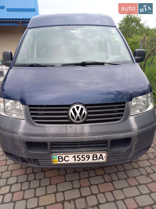 Минивэн Volkswagen Transporter 2008 в Львове