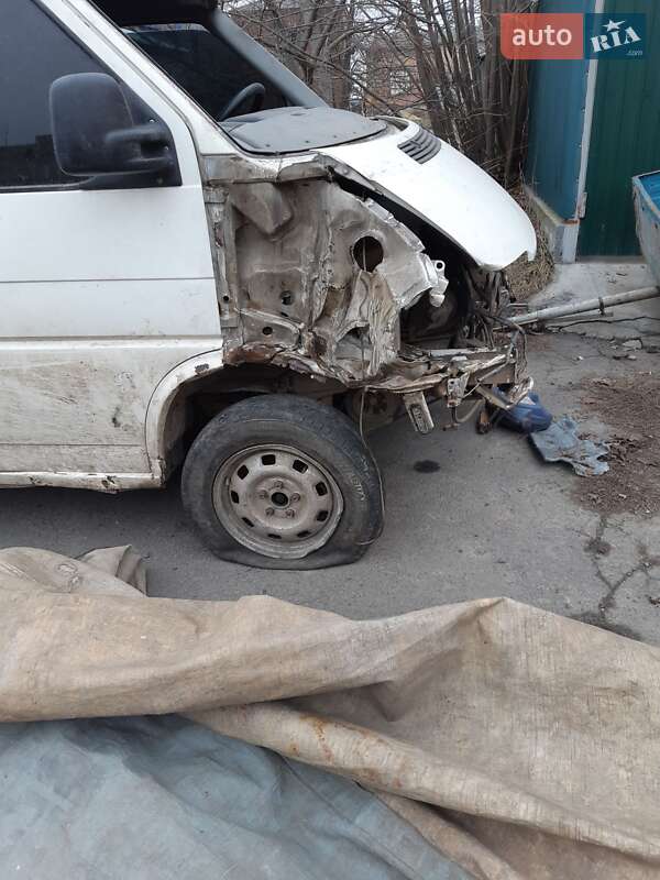 Мінівен Volkswagen Transporter 1995 в Гайсину